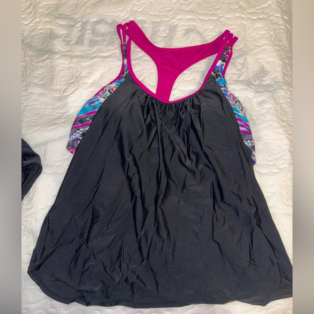 Black Tankini Set with Pink Racerback and Floral Trim - Picture 5 of 7